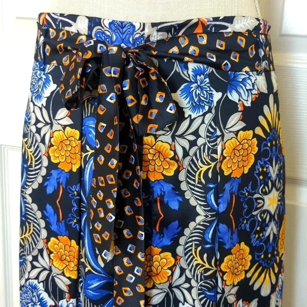 Autumn Dream Floral Pleated Skirt - Picture 2 of 8
